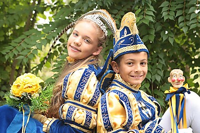 Wenn wir kommen wird’s bunt, dann geht es in der Bude rund! - Meckenheimer Kinderprinzenpaar Karim I. & Lilly I.